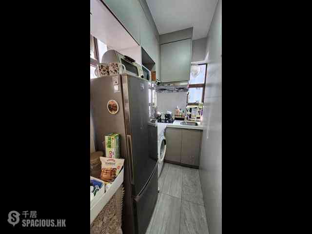 Sai Ying Pun - Smiling Court 05