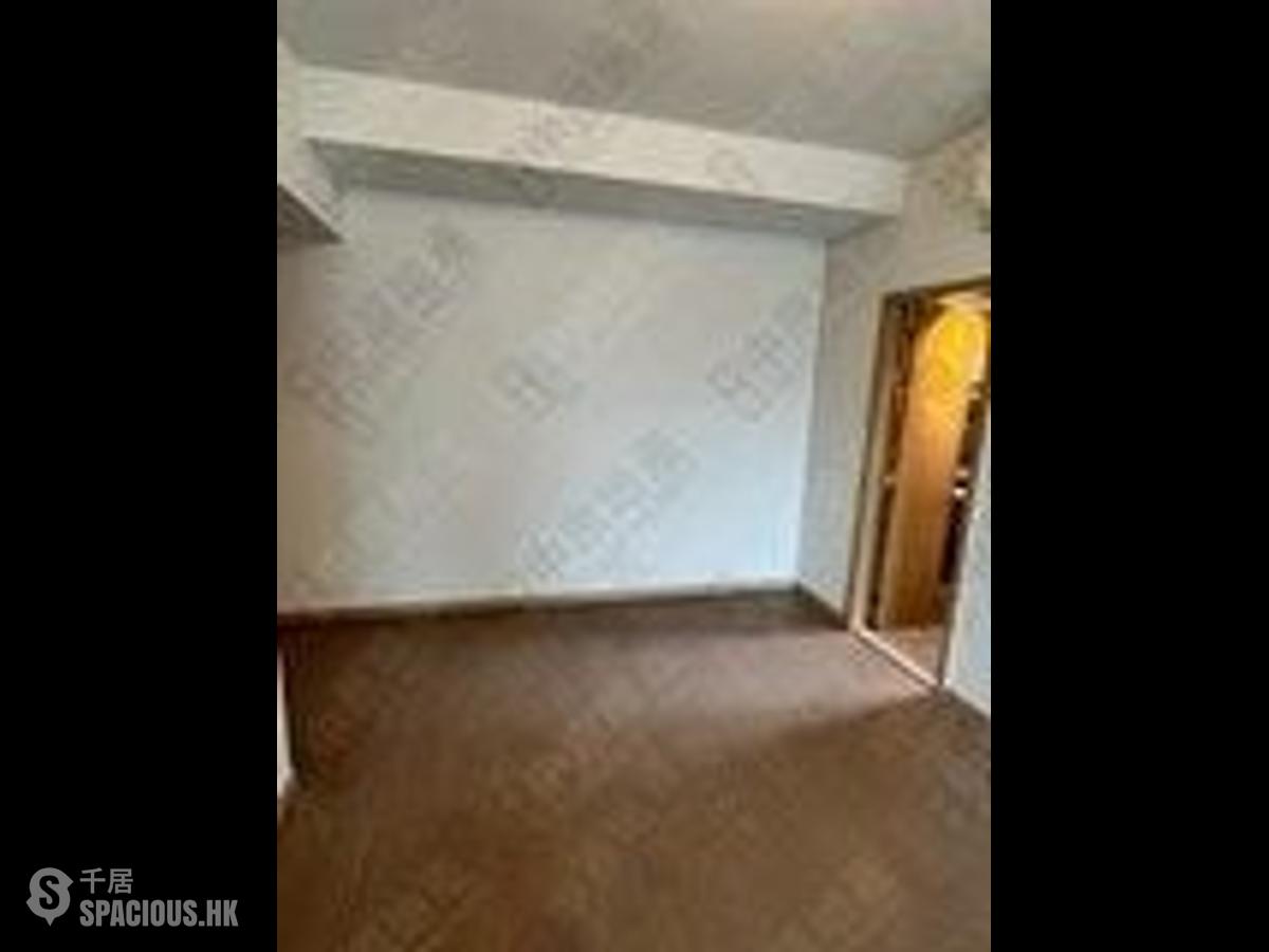 Wong Chuk Hang - The Southside Phase 2 La Marina Tower 2A 01