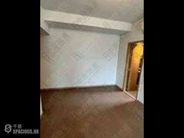 Wong Chuk Hang - The Southside Phase 2 La Marina Tower 2A 01