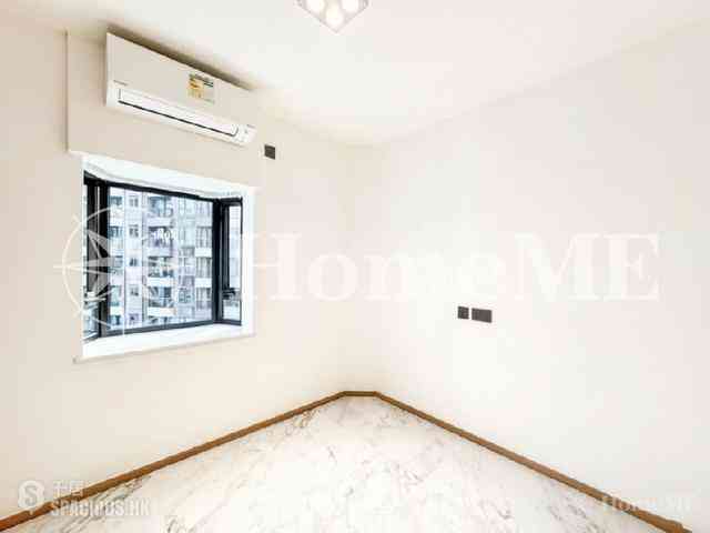 Soho - Albron Court 09