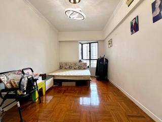 Mid Levels Central - Clovelly Court 04