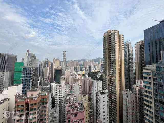 Wan Chai - The Avenue Phase 2 07