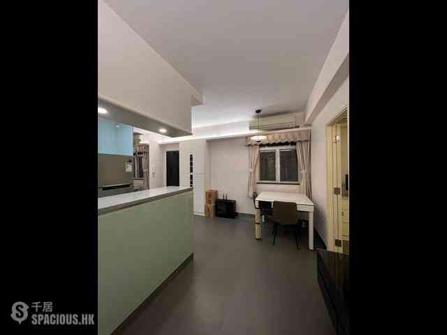 Sheung Wan - On Wing Building 01