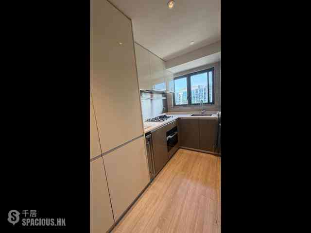Wong Chuk Hang - The Southside Phase 1 Southland Tower 2A 04