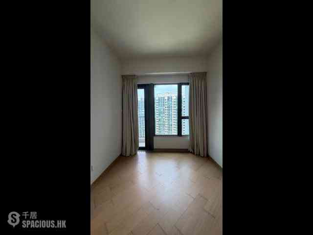 Wong Chuk Hang - The Southside Phase 1 Southland Tower 2A 09