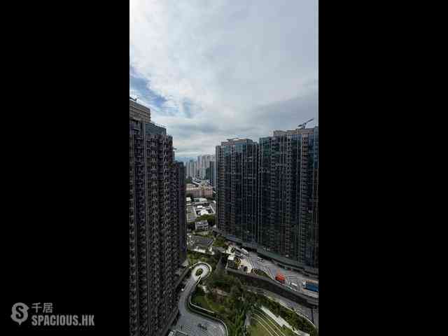 Wong Chuk Hang - The Southside Phase 1 Southland Tower 2A 08