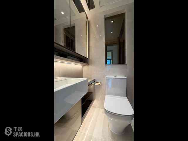 Wong Chuk Hang - The Southside Phase 1 Southland Tower 2A 09