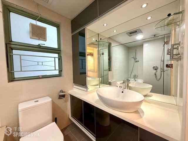 Mid Levels Central - Goldwin Heights 06