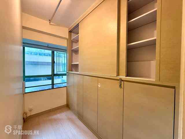 Mid Levels Central - Goldwin Heights 10