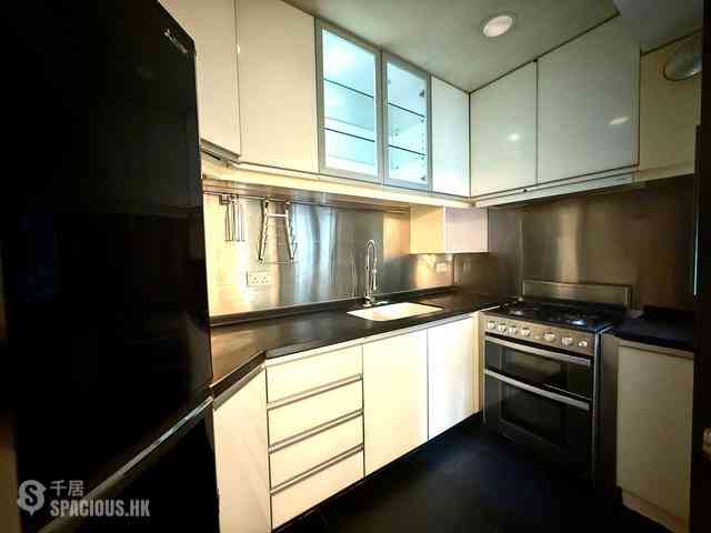 Mid Levels Central - Goldwin Heights 13