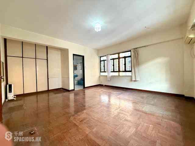 Mid Levels West - Elegant Garden 10