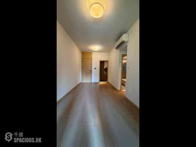 Wong Chuk Hang - The Southside Phase 2 La Marina Tower 2B 09