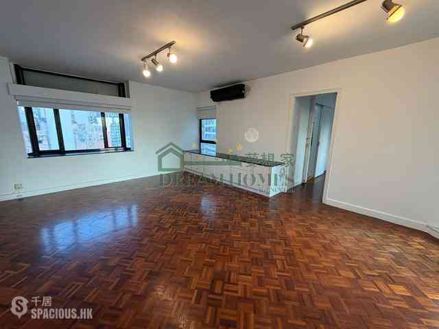 Soho - Albron Court 02