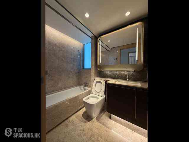 Wong Chuk Hang - The Southside Phase 2 La Marina Tower 1A 07