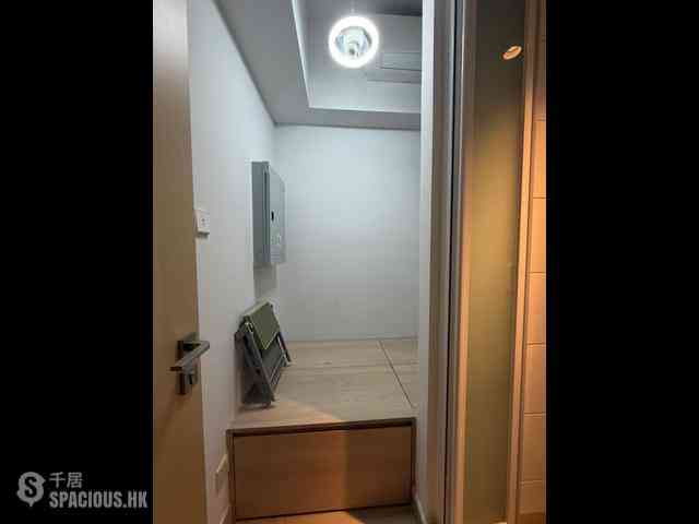 Wong Chuk Hang - The Southside Phase 2 La Marina Tower 1A 18