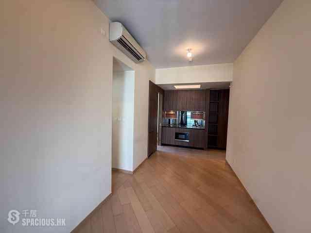 Shek Tong Tsui - Novum West 02