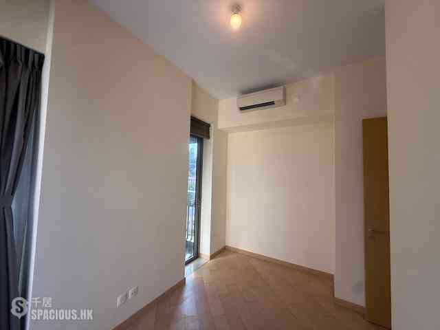 Shek Tong Tsui - Novum West 05