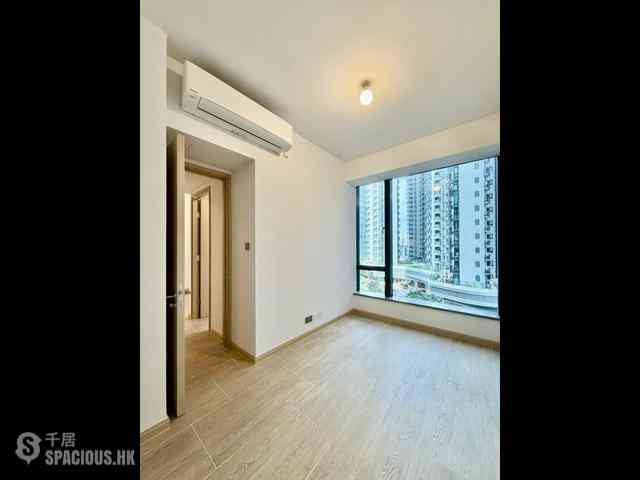 Wong Chuk Hang - The Southside Phase 4B Tower 1B 02