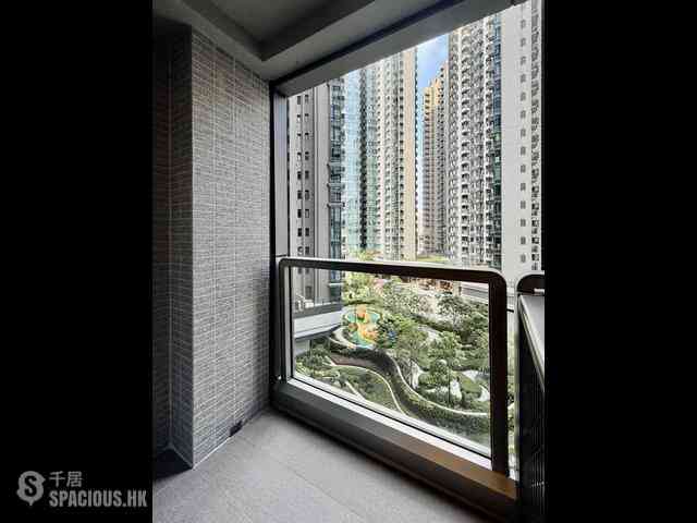 Wong Chuk Hang - The Southside Phase 4B Tower 1B 03