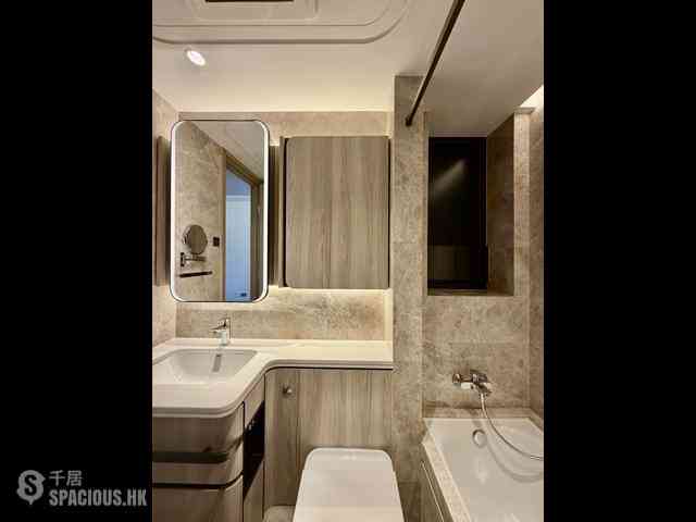 Wong Chuk Hang - The Southside Phase 4B Tower 1B 05