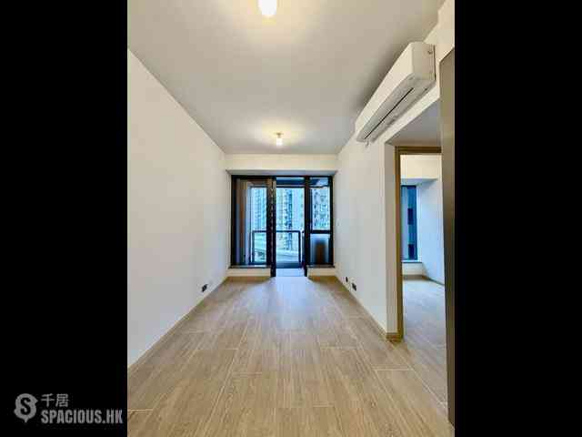 Wong Chuk Hang - The Southside Phase 4B Tower 1B 07