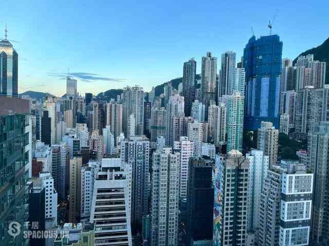 Sheung Wan - Queen's Terrace 03