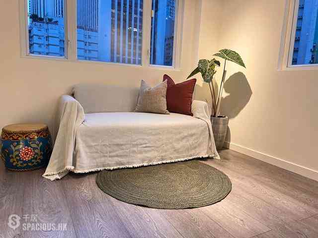 Wan Chai - Kin On House 03