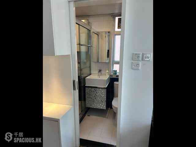 Sheung Wan - Evora Building 06