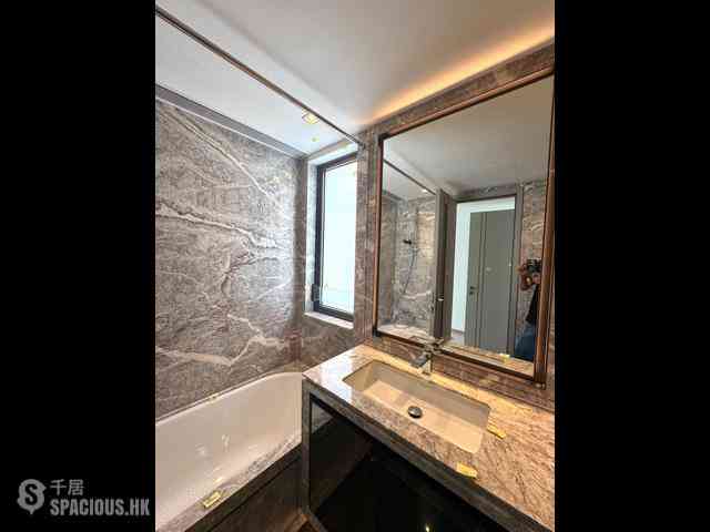 Wong Chuk Hang - The Southside Phase 3C Blue Coast II Tower 3 08