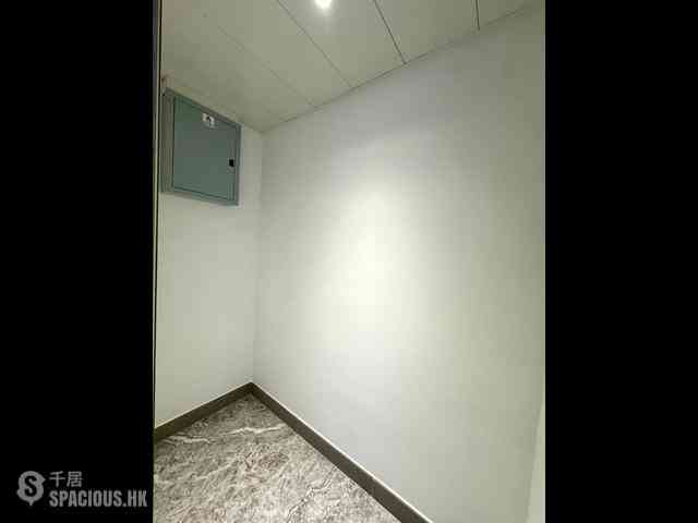 Wong Chuk Hang - The Southside Phase 3C Blue Coast II Tower 5 04