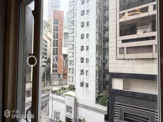 Mid Levels West - Bonanza Court 05