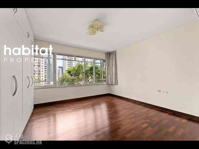 Mid Levels Central - Brewin Court 11