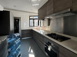 Mid Levels Central - The Grand Panorama 11