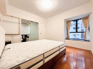 Mid Levels Central - The Grand Panorama 06
