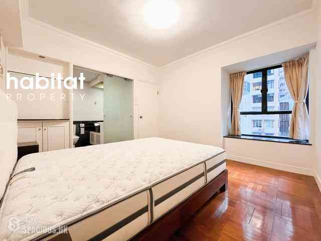 Mid Levels Central - The Grand Panorama 06