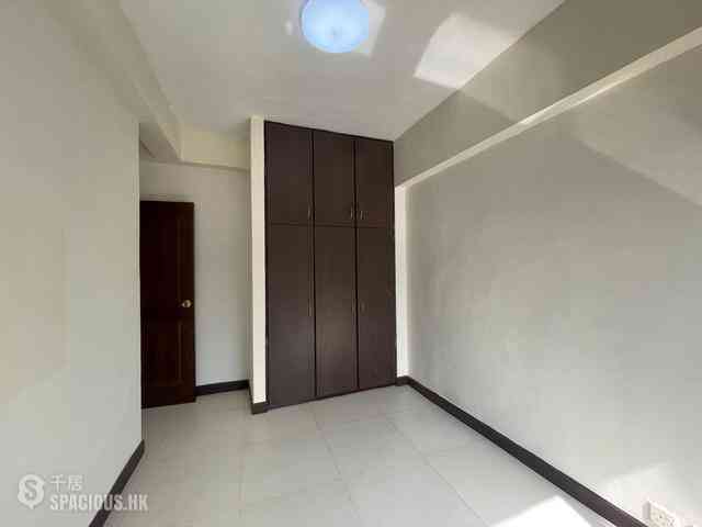 Discovery Bay - Discovery Bay Phase 6 Db Plaza 16