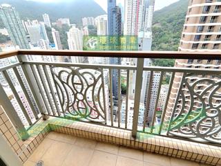 Kennedy Town - The Merton Tower 3 02