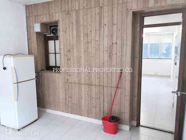 Sheung Wan - Hang Shing Lau 03