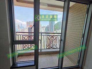 Kennedy Town - The Merton Tower 3 04