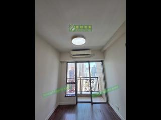 Kennedy Town - The Merton Tower 3 03