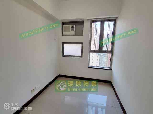 Kennedy Town - The Merton Tower 3 13