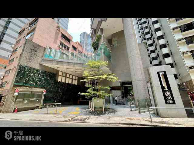 Mid Levels Central - The Icon 02