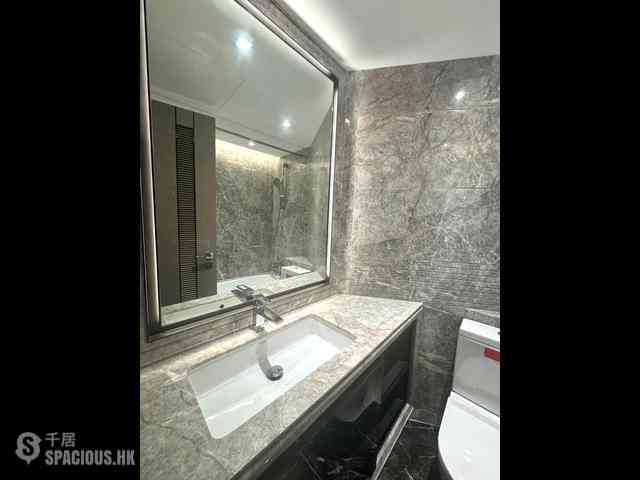 Wong Chuk Hang - The Southside Phase 3B Blue Coast Tower 2A 08