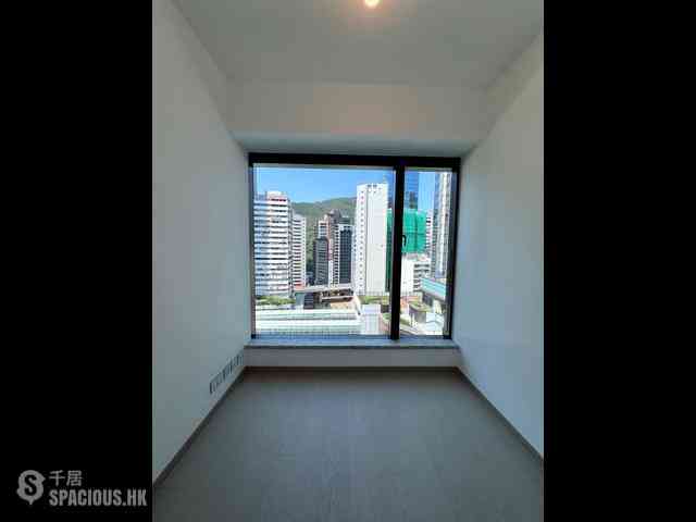 Wong Chuk Hang - The Southside Phase 3B Blue Coast Tower 1B 07