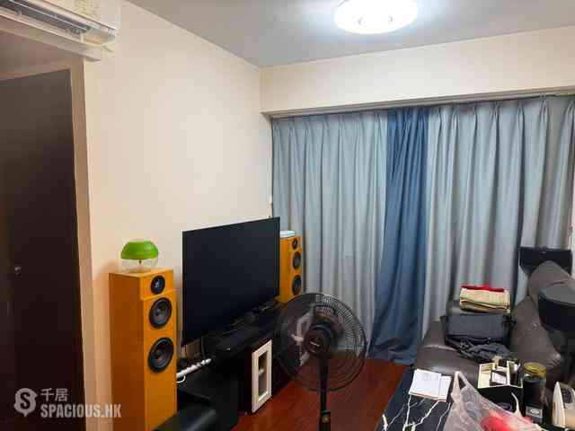 Wan Chai - The Morrison 01
