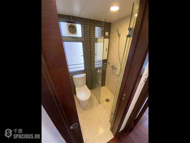 Wan Chai - The Morrison 11