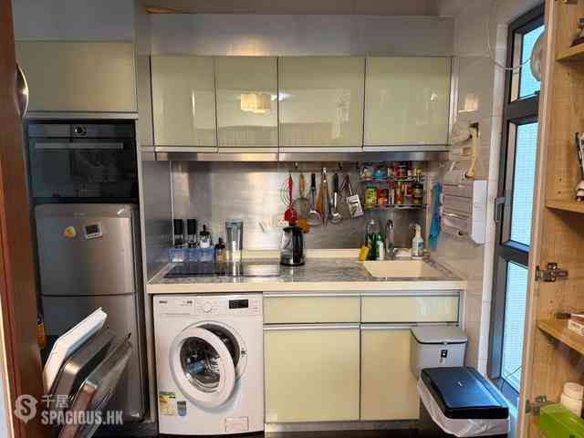 Wan Chai - The Morrison 10