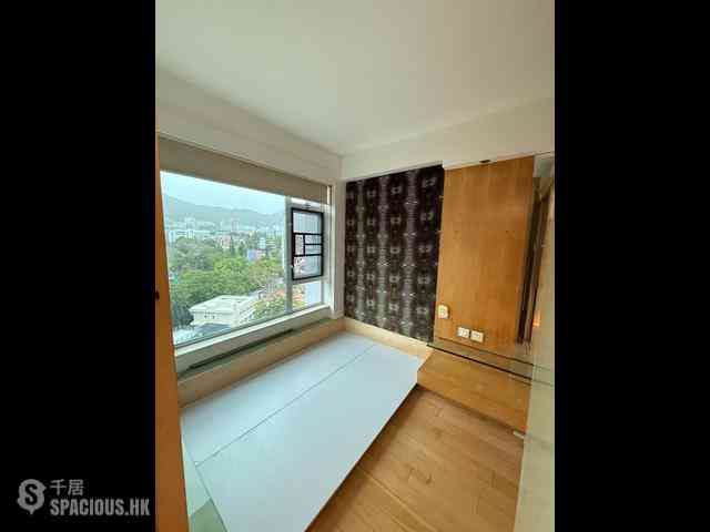 Prince Edward - Mandarin Court 04
