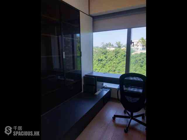 Shau Kei Wan - Island Garden 09
