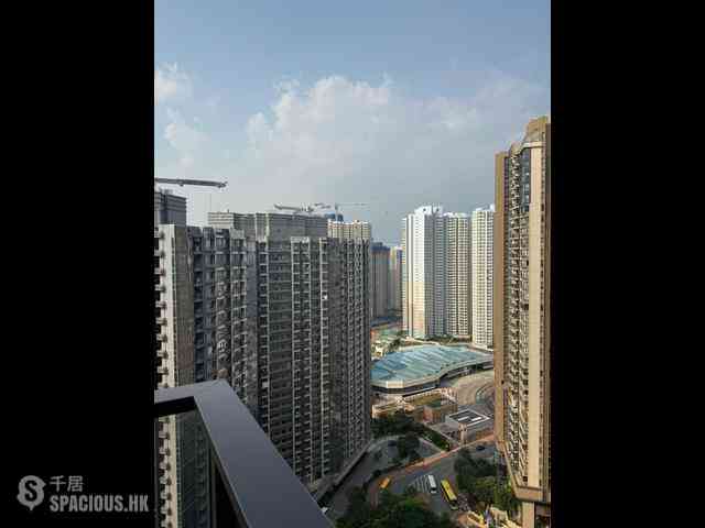 Tung Chung - The Visionary 09